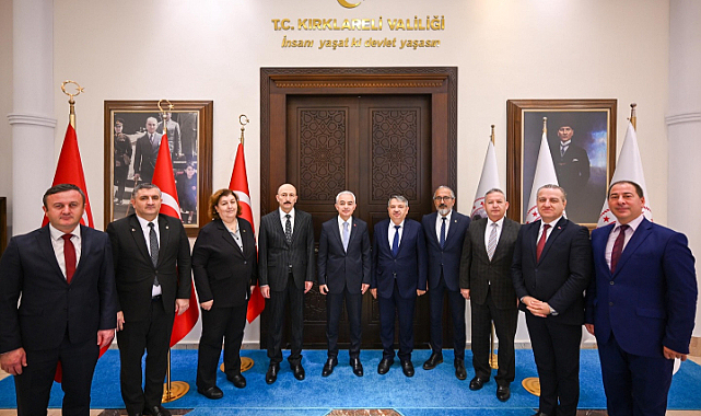 Vali Turan'dan Bugüne Özel Anlamlı Kabul
