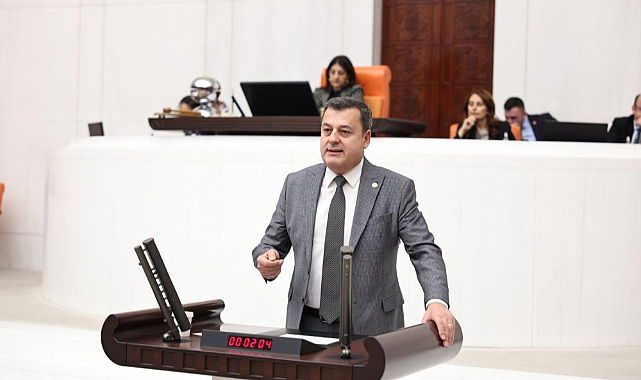 Vecdi Gündoğdu: “Esnafın Sorunları Acil Çözüm Bekliyor”