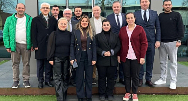 Kırklareli TSO Yönetimi, Hollanda’daki Türk Girişimcilerle Bir Araya Geldi