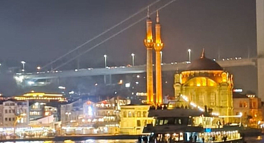 Öznur Tüzün'den Üç Aylar Mesajı