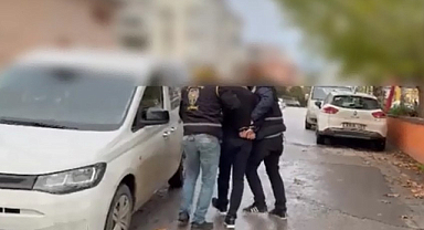 Tabancayla İntihar Girişimi Sonuçsuz Kaldı! Polis Eve Baskınla Firariyi Aldı