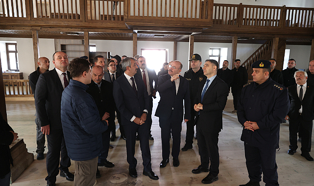 Vali Sezer, Tarihi Muradiye Camisi’ni Yerinde Denetledi