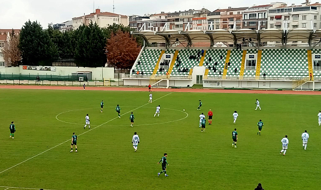 Kırklarelispor Sahasında Puanları Paylaştı