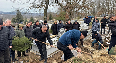 Özgür ve Özgün Tiran'ın Kıymetli Dedeleri Ebediyete Uğurlandı