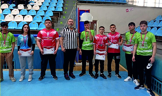 Uzunköprülü Sporculardan Tarihi Başarı