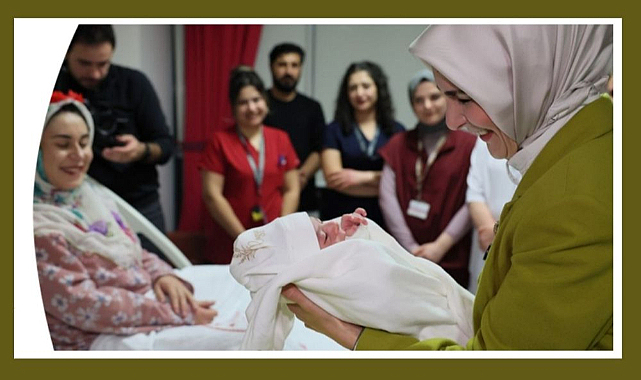 Yeni Yılı'ın İlk Bebeklerine Süpriz Ziyaret!