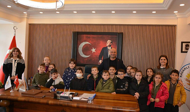 Minik Öğrenciler Belediyeyi Keşfetti