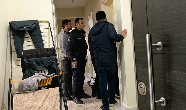 Şok! 17 Yaşındaki Genç, Ablasını Bıçakla Rehin Aldı