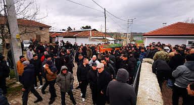 Ateş Düştüğü Yeri Yaktı! Cenazede Gözyaşları Sel Oldu...