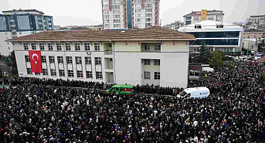 Ateş Düştüğü Yeri Yaktı! İstanbul'da Öldürülen Fatma Nur Öğretmen İçin Gözyaşları Sel Oldu