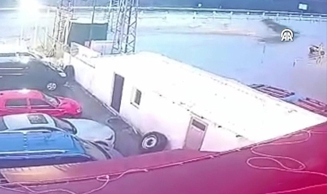 Feci Kaza! Otomobil Takla Attı Yaralılar Var!