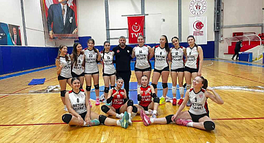 Filenin Kızçeleri Kupaya Yürüyor