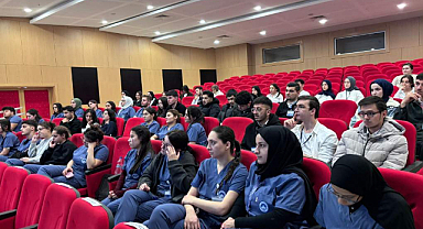 Kırklareli'de Teknoloji Ve Tütün Bağımlılığına Karşı Eğitim