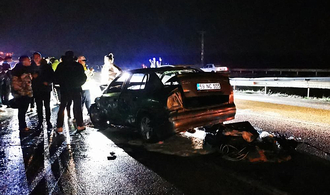 Kırklareli’nde Trafik Kazası! Alev Alan Araç Kullanılamaz Hale Geldi! 2 Yaralı