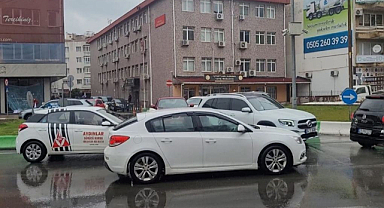 Kırklareli'nde Sağanak Yağmur Kabusa Döndü! Trafik Felç Oldu...