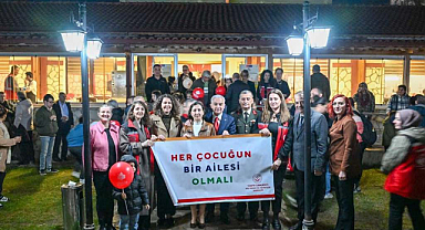 Vali Turan Dünya Yetimler Günü İftarında Çocuklar ve Koruyucu Ailelerle Buluştu
