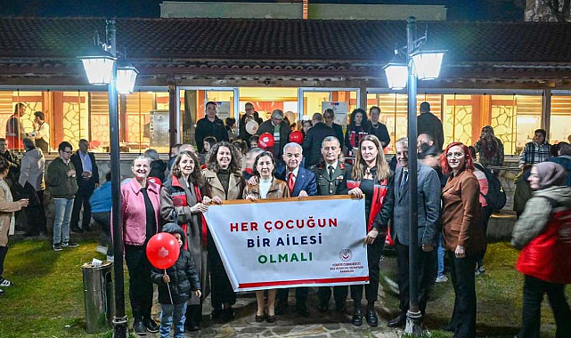 Vali Turan Dünya Yetimler Günü İftarında Çocuklar ve Koruyucu Ailelerle Buluştu