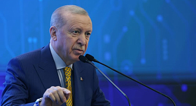 “Aile kurumunun ve ailevi değerlerin muhafazasını beka meselesi olarak görüyoruz”