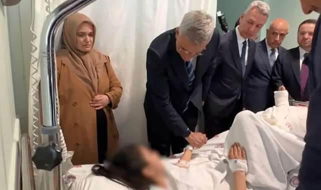 Bakanlar'dan Kahramanmaraş'taki Silahlı Saldırıda Yaralananlara Ziyaret
