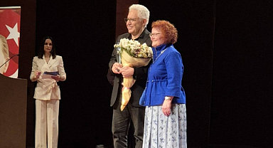 Cumhuriyet Ödülü Bu Yıl ki Sahibini Buldu