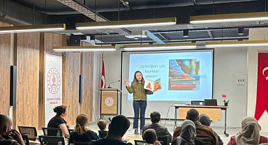 Kütüphanede İlgi Gören Etkinlik