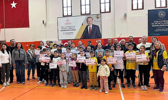 Uzunköprü’de Minik Zekâlar Satranç Turnuvasında Buluştu