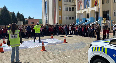 Uzunköprü İlçe Emniyetinden Okullarda Trafik Eğitimi