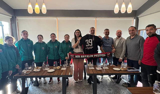 Vekil Sarıçam: “Kadın Futbolunun Gelişimi Çok Kıymetli”