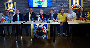 Aziz Yıldırım Tekirdağ'da Fenerbahçelilerle buluştu
