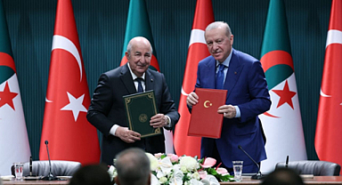 “Cezayir ile iş birliğimizi birçok stratejik alanda geliştirmekte kararlıyız”