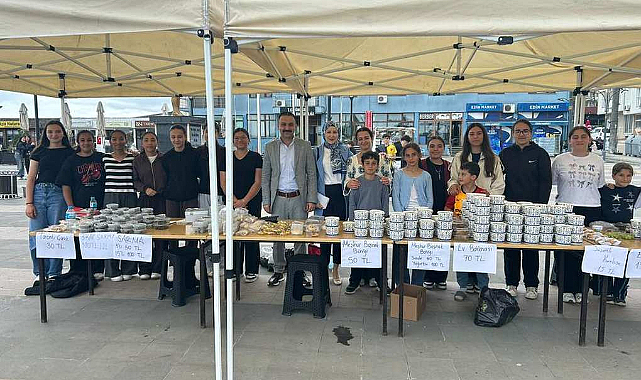 Minik Ellerden Büyük Dayanışma! İğneada'da Kermes Heyecanı