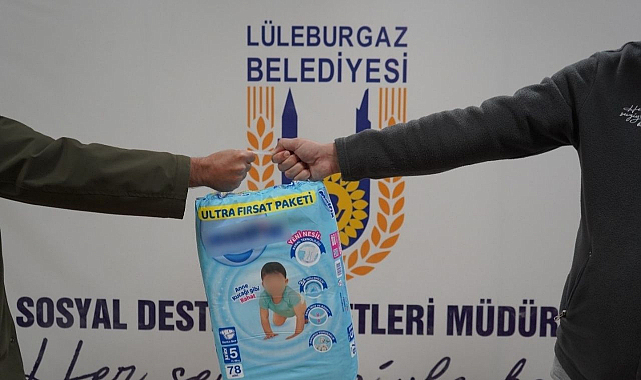 Lüleburgaz Ek Gıda ve Bez Desteği Programı ile Ailelerin Yanında