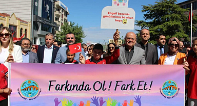 Uzunköprü'de Engelsiz Yarınlar İçin Farkındalık Yürüyüşü 