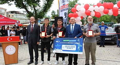 Uzunköprü'de Genç Mucitler Robofest'te Yeteneklerini Sergiledi 