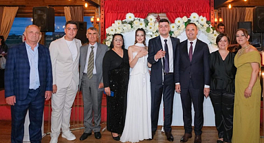Başkan Bulut, Ezgi Doğa ve Alperen Çiftinin Mutluluğuna Ortak Oldu