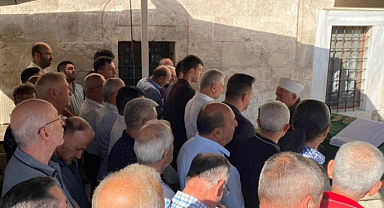 Emekli İmam Hatip Abdülhamit Oruç Son Yolculuğuna Uğurlandı 