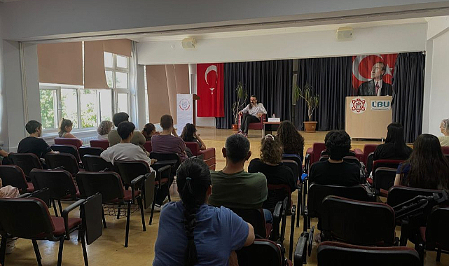 Felsefe, Psikiyatri ve Caz! Can Tutuğ Kırklareli'de Gençlerle Buluştu