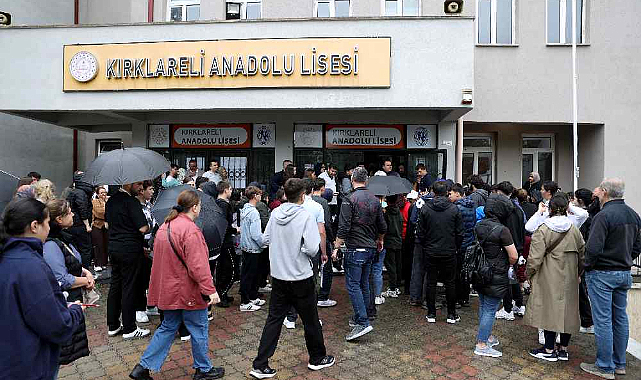 Kırklareli’nde Binlerce Öğrenci LGS’de Ter Döktü