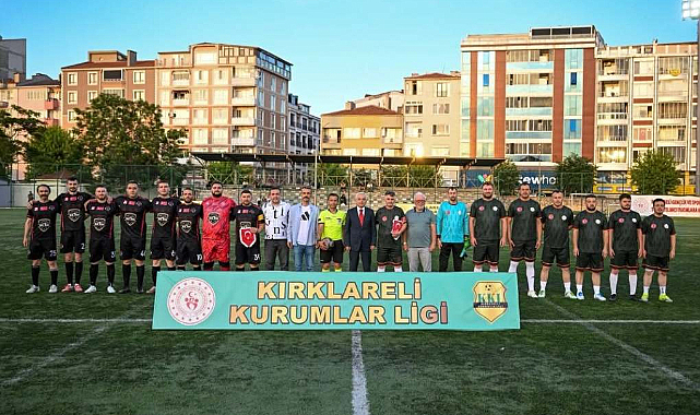 Kırklareli’nde Futbol Coşkusu! Vali Turan Maçları Tribünden Takip Etti