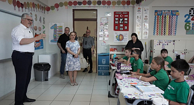 Lüleburgaz’da Gülümseten Olay! Başkan Gerenli’den Minik Başkan Ömer’e Destek