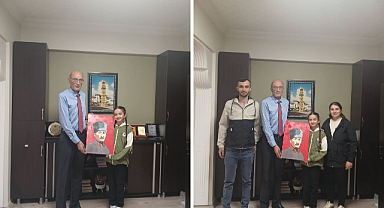 Vize'de Genç Ressamdan İlçe Millî Eğitim Müdürüne Anlamlı Hediye 